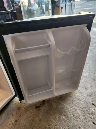 mini fridge - Thumbnail 4