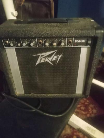 small peavy guitar amp works good