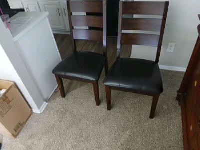 2 Dining Chairs - Thumbnail 3