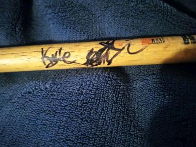 Korn drummer autographed drumstick - Thumbnail 5