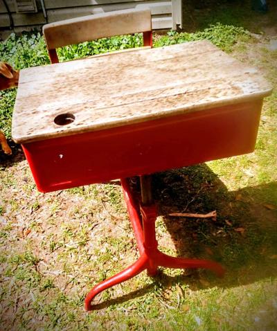 vintage American seating school desk - Milton, Florida