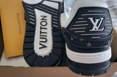 LV trainer sneakers - Thumbnail 2