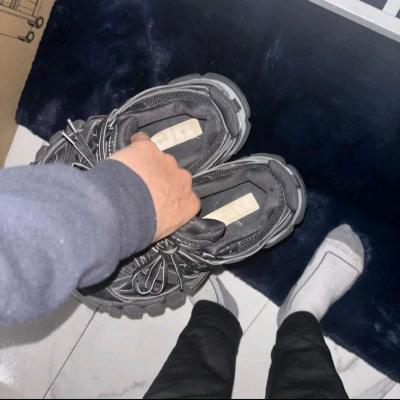 Balenciaga LED tracks - Thumbnail 5