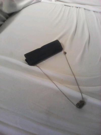 silver girl and woman necklace needs cleaning - Thumbnail 3