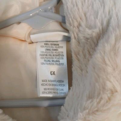 Nicole Miller Vest for Kids Size 6X - Thumbnail 3