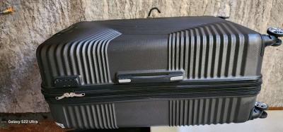 traveling suitcase - Thumbnail 5