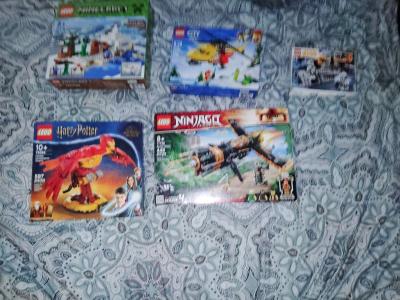 Lego set bundle all retired Lego sets - Thumbnail 6