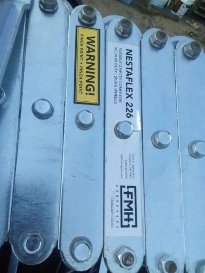 two roller carts to unload cargo from trucks - Thumbnail 3