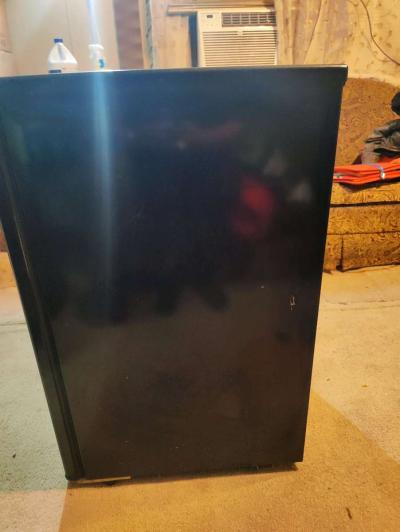 mini refrigerator - Thumbnail 5