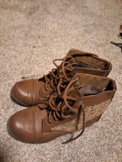 Dr Martins Womens Industrial Boot With safety toe - Thumbnail 5