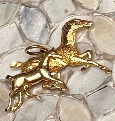 14K Gold Horse And Pony Pendant - Thumbnail 4