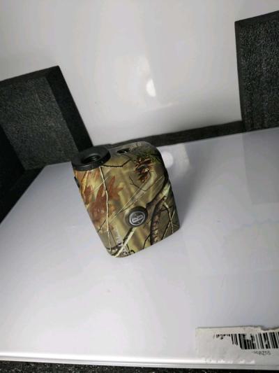 Bushnell rangefinderCamo Bowhunter Adam Clark edition