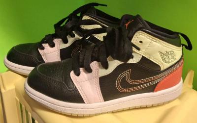 Nike Air Jordan 1 Mid Size 13 Sneaker Glow In The Dark - Thumbnail 4