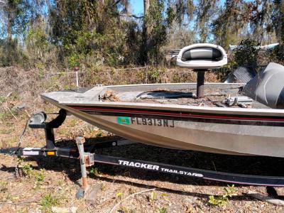 2006 bass tracker boat and tralier 300 or best offer - Thumbnail 5