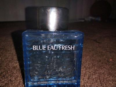 colonge smells good amazing umderatted luxury - Thumbnail 2