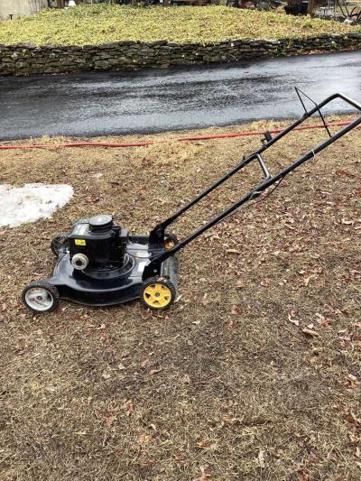 poulan 20inch cut push mower is not a self propelled - Thumbnail 6