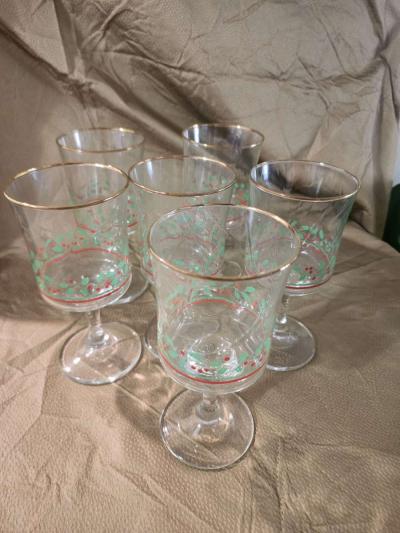 set of 6 vintage Arbys Chritmas glasses - Thumbnail 2