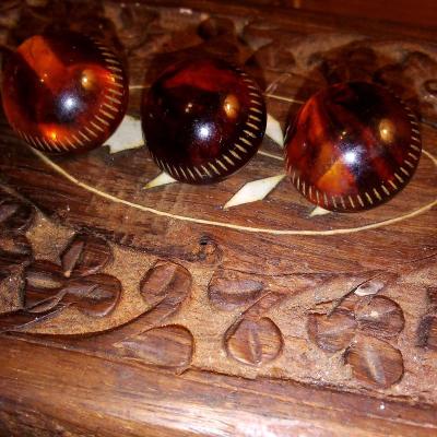 Bakelite Buttons  Butterscotch