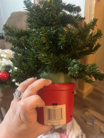 Talking and singing Christmas tree - Thumbnail 2