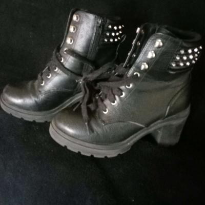 Womens Boots