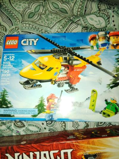 Lego set bundle all retired Lego sets - Thumbnail 3