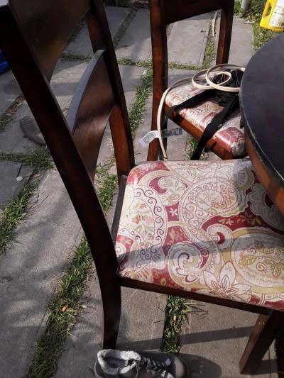 Round Wooden Dining Table 4 chairs - Thumbnail 5