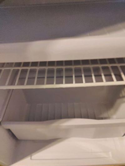 mini refrigerator - Thumbnail 2