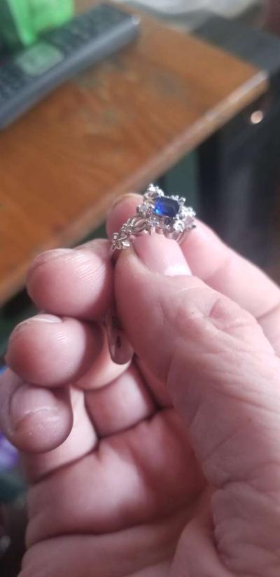 Blue Sapphire Ring - Thumbnail 2