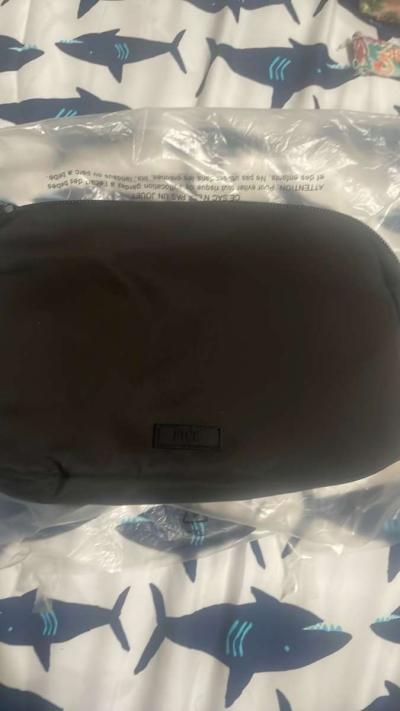 Pink fanny bag - Fountain Valley, California