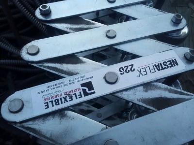 two roller carts to unload cargo from trucks - Thumbnail 2