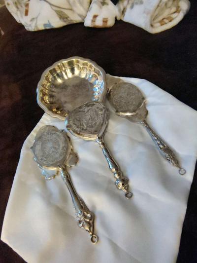 vintage handheld mirrors made by twos company and a bowl - Thumbnail 2