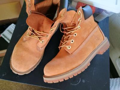 Timberland Boots size 6M Boys - Thumbnail 3
