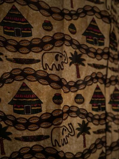 African button down - Thumbnail 2