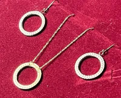10K Gold Circle Pendant And  Earrings - Thumbnail 2
