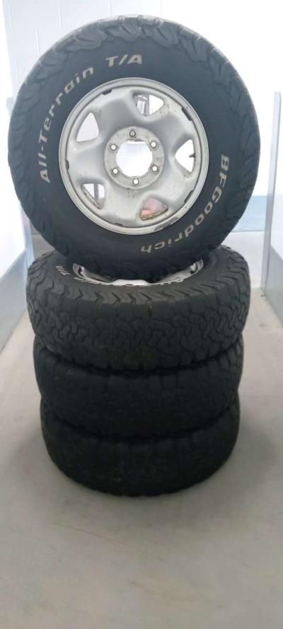 set of the 4 tires 24575R16 - Thumbnail 3