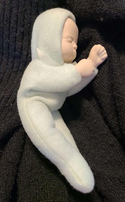 1980 OOAK Vintage SoftBody 7 Porcelain Sleeping Baby Doll  R - Thumbnail 3