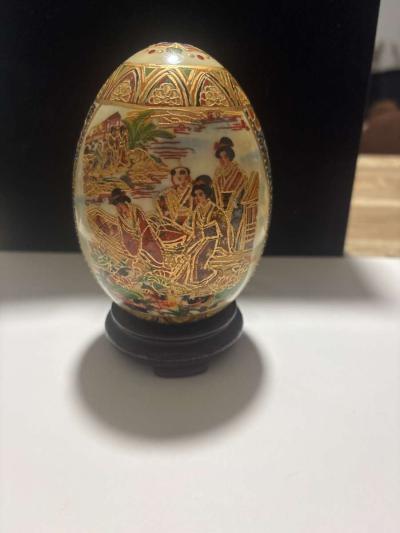 Chinese porcelain egg - Thumbnail 2