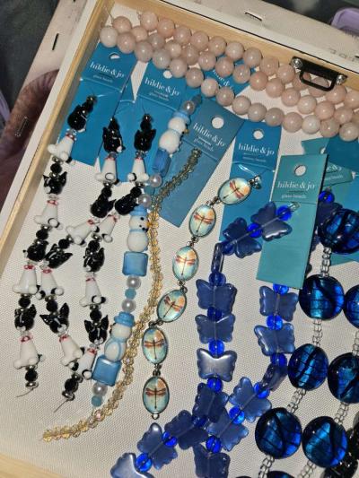 bundle of brand new glass beads for making jewelry selling t - Thumbnail 4