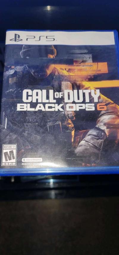 Xbox One X - Thumbnail 2