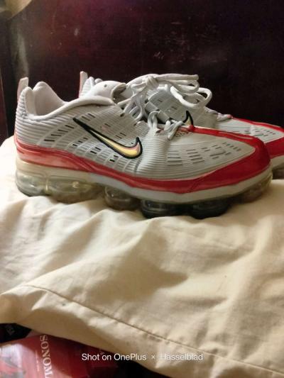 Nike shoes - Thumbnail 3