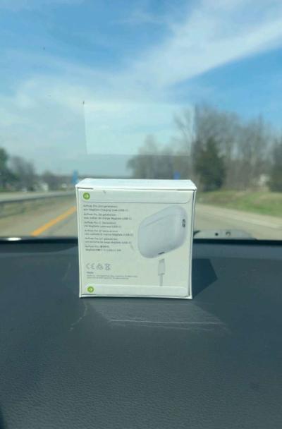 Pro 2s - Thumbnail 2