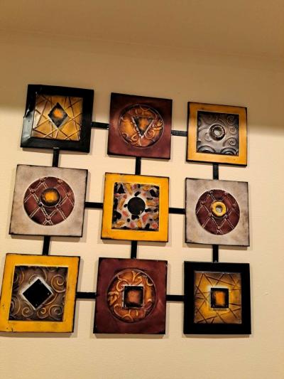 beautiful furniture and wall art - Thumbnail 6