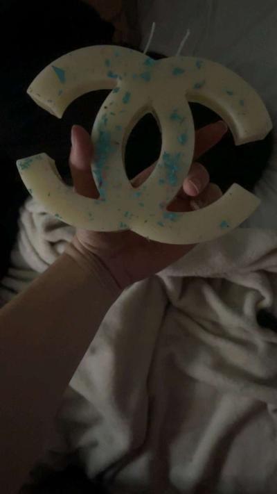 louis vuitton candles versace and Chanel too or epoxy decora - Thumbnail 3