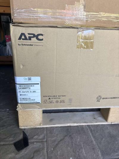 APC SmartUPS 5000VA 208V 4000W  SUA5000RMT5U  NEW - Thumbnail 5
