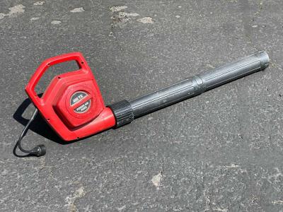 Toro 450TX plugin leaf blower - Bothell, Washington