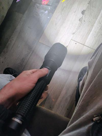 10000 Lumen flashflight - Thumbnail 2