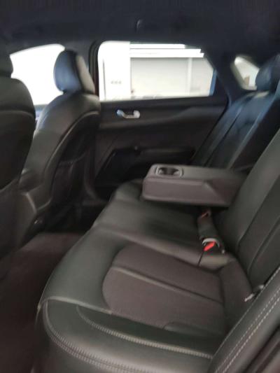 2024 KIA K5 GT Line - Thumbnail 3