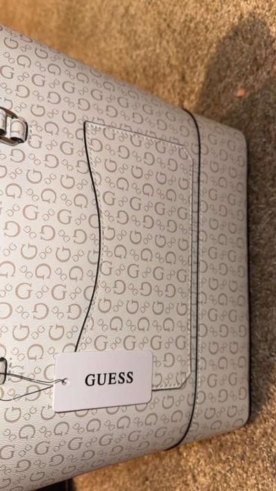 GUESS WALLET AND PURSE SET - Thumbnail 3