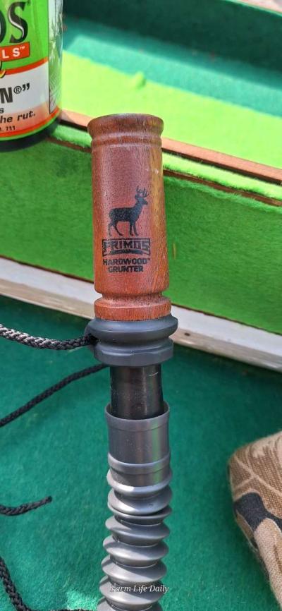 Deer calls and rattle bag - Thumbnail 2