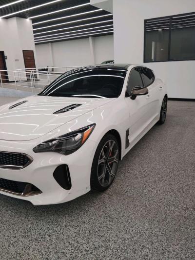 2020 Kia Stinger GT2 - Thumbnail 3